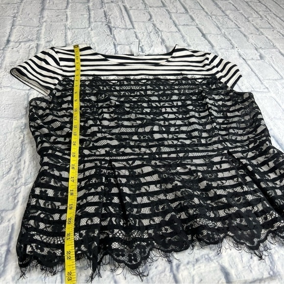 Elle peplum stripped lace shirt size XL - Picture 12 of 14
